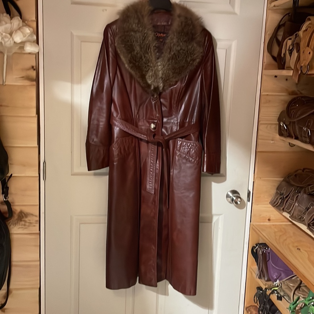 Leather genuine fur collar coat